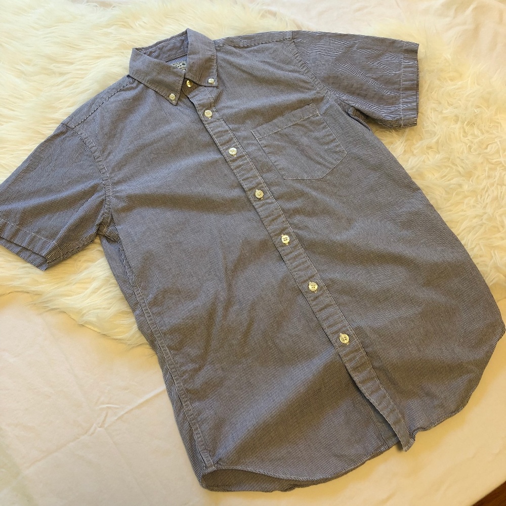 J. Crew Men's Button Up Tailored Fit Shirt